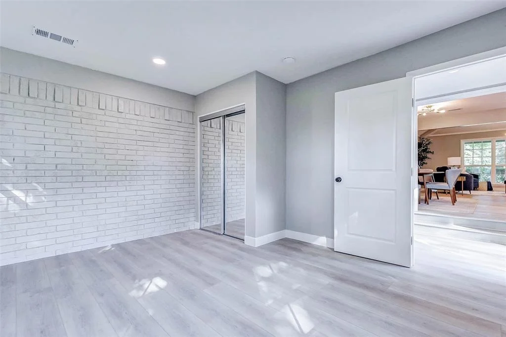 Photo of 907 Kip Lane