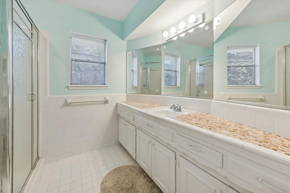 Photo of 10002 Cedar Creek Drive