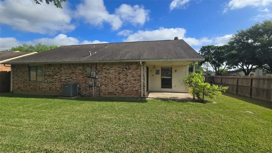 Photo of 6934 Tara Drive