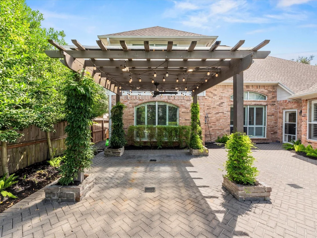 Photo of 1126 Thistlemeade Drive