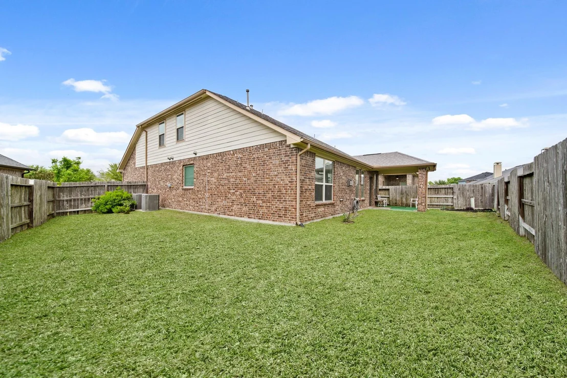 Photo of 322 Lake Rim Drive