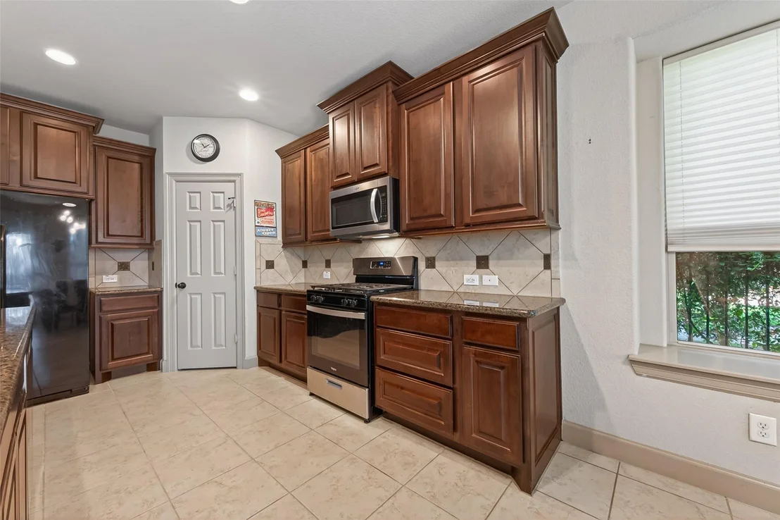 Photo of 46 Tallgrass Way