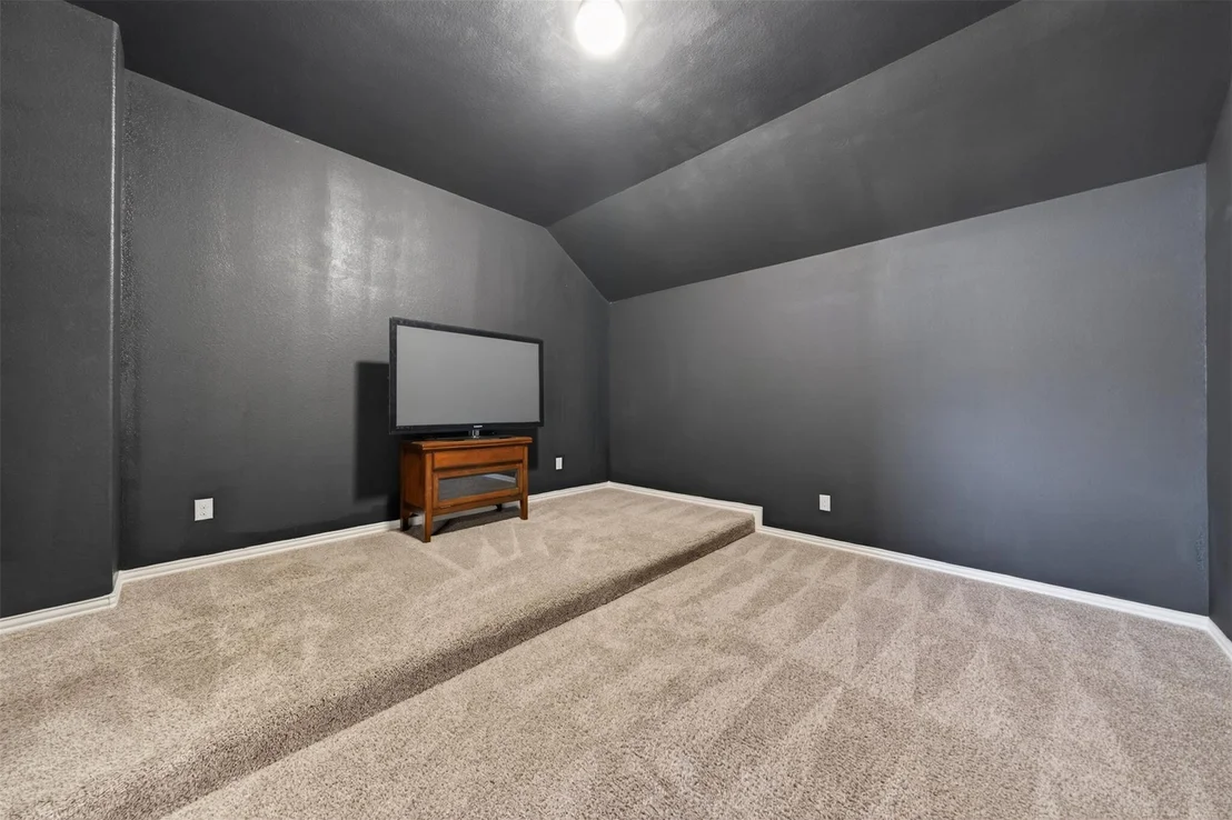 Photo of 306 Cabernet Drive