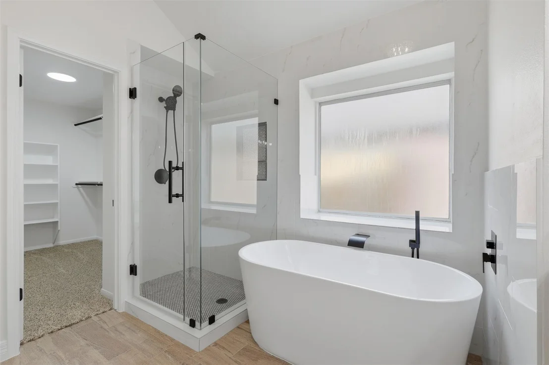 Photo of 4823 Meadowglen Drive