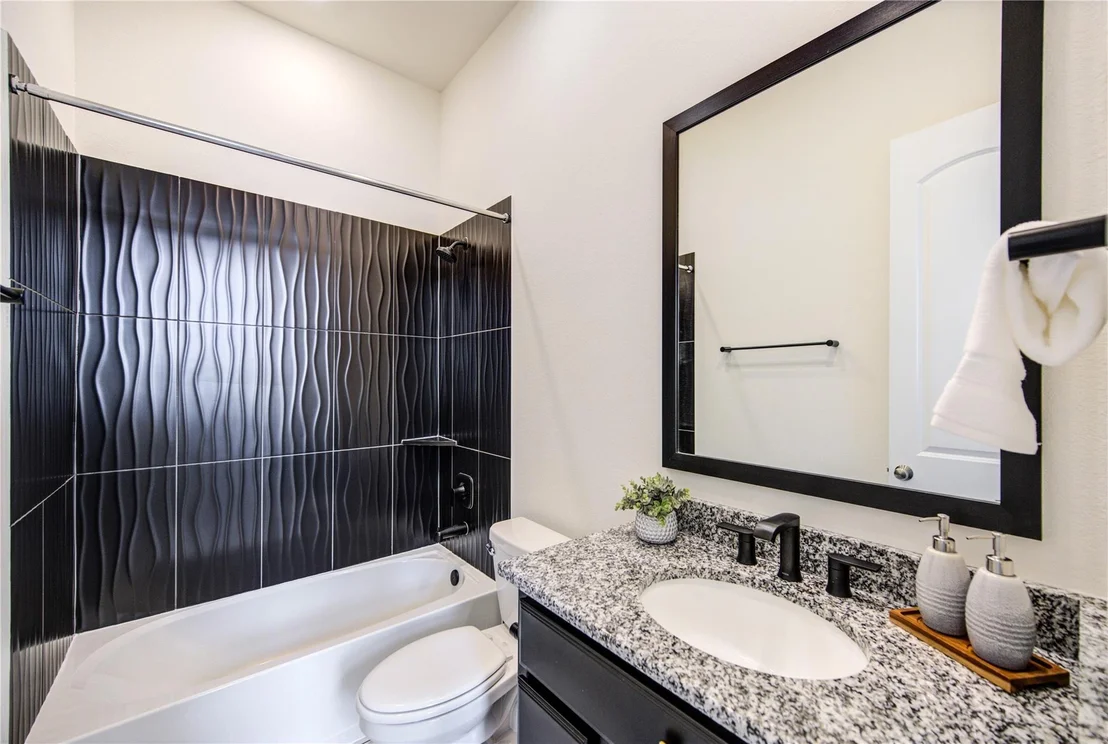 Photo of 21339 Crescent Winged Drive