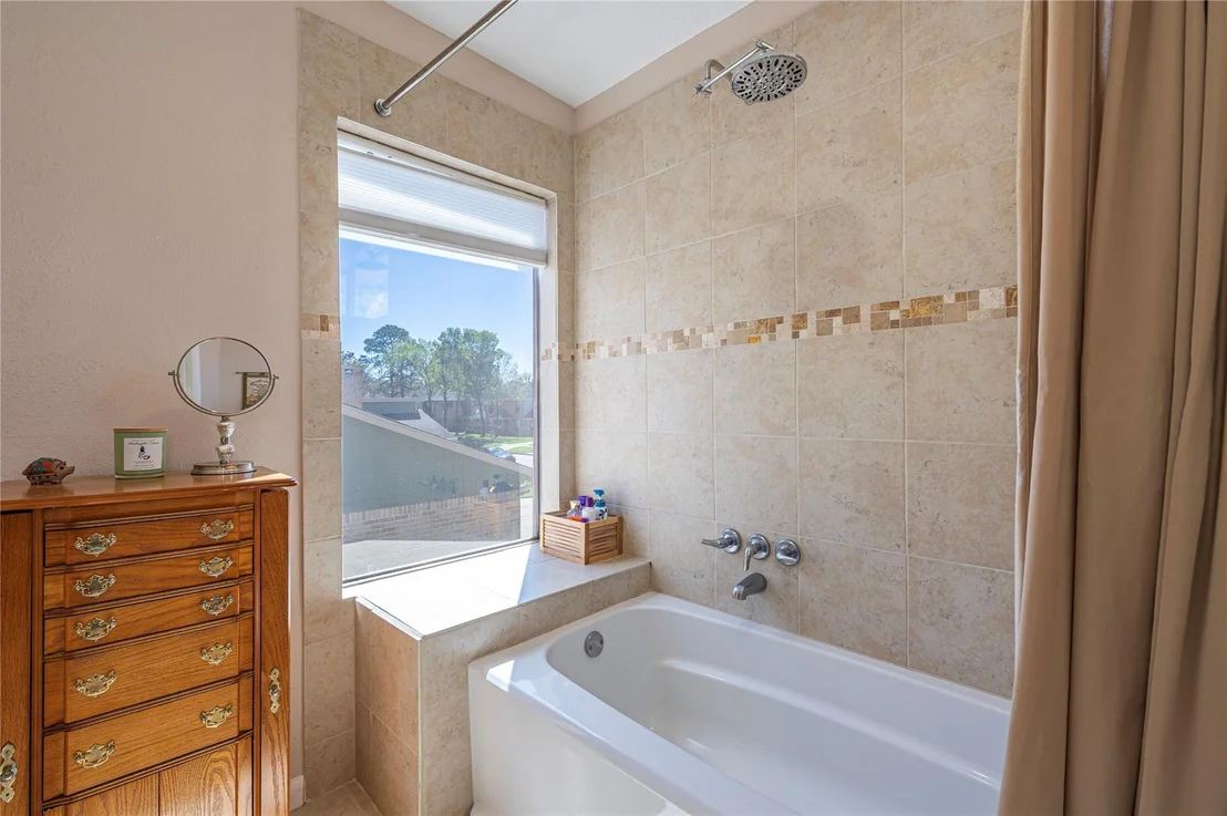 Photo of 16419 Laurelfield Drive