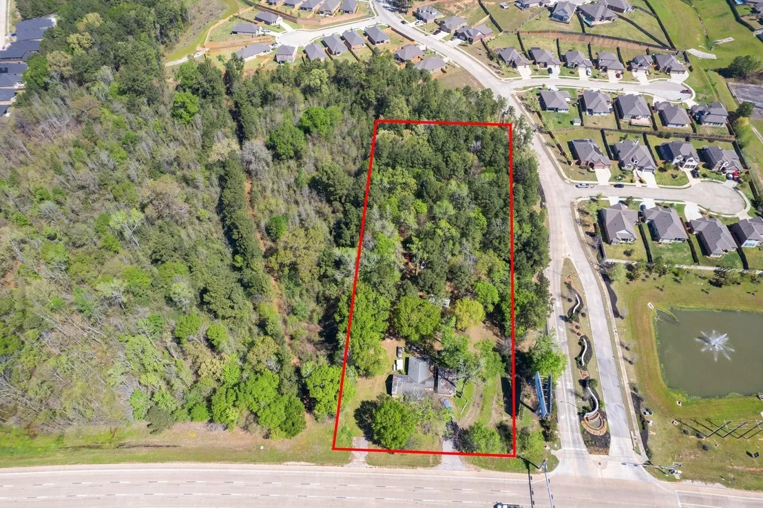 Photo of 6020 Highway 105