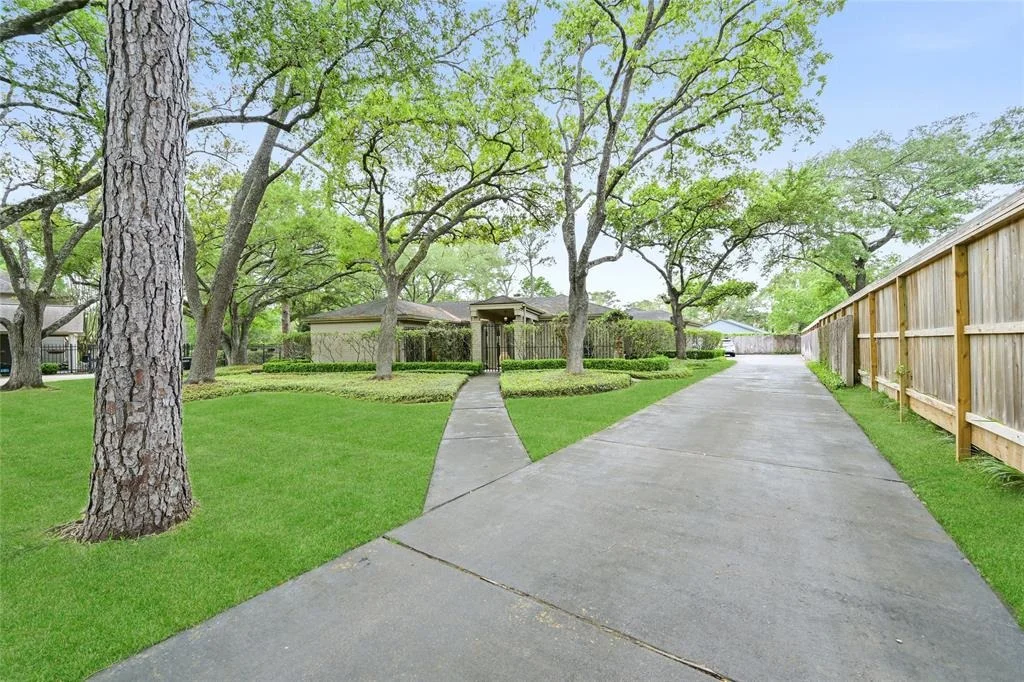 Photo of 435 Flint Point Drive