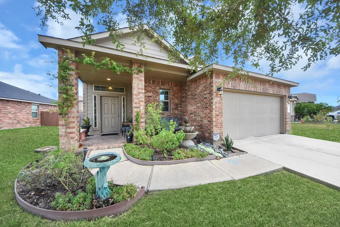 Photo of 5106 Royal Jasmine Place