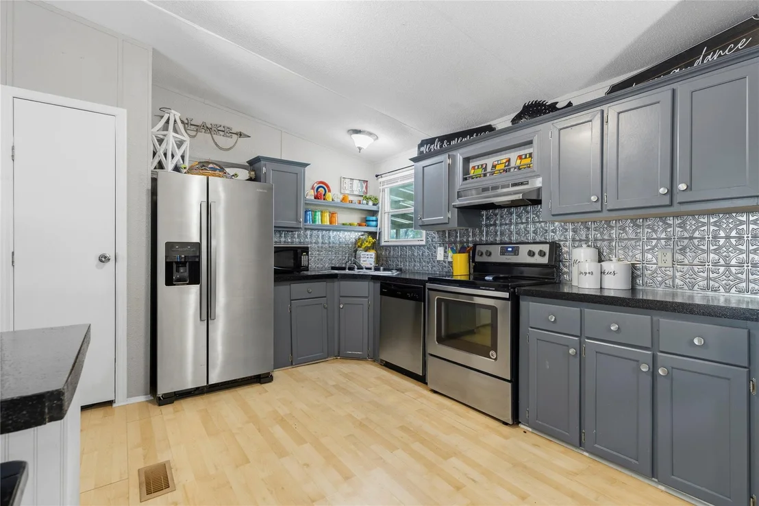Photo of 460 Ridge Trail