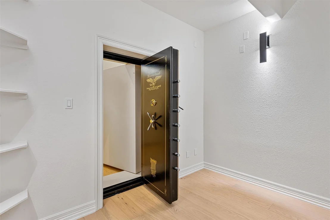Photo of 6710 Falcon Point