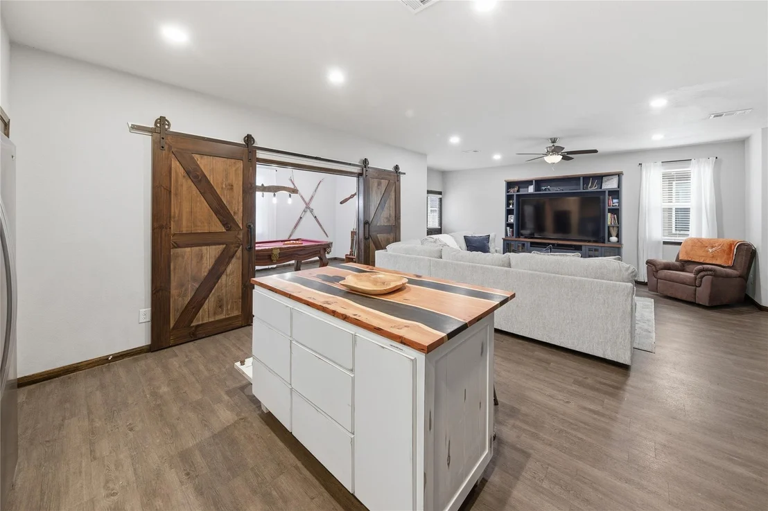Photo of 13620 Collier Park Lane
