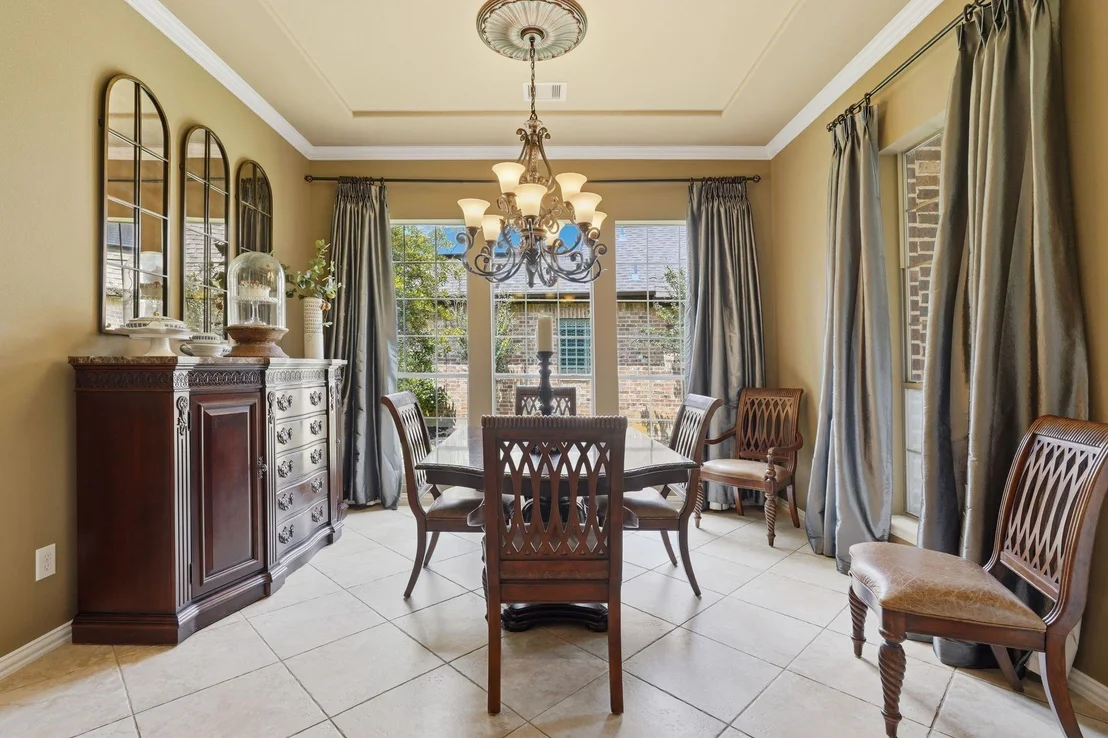 Photo of 147 W Crystal Canyon Circle