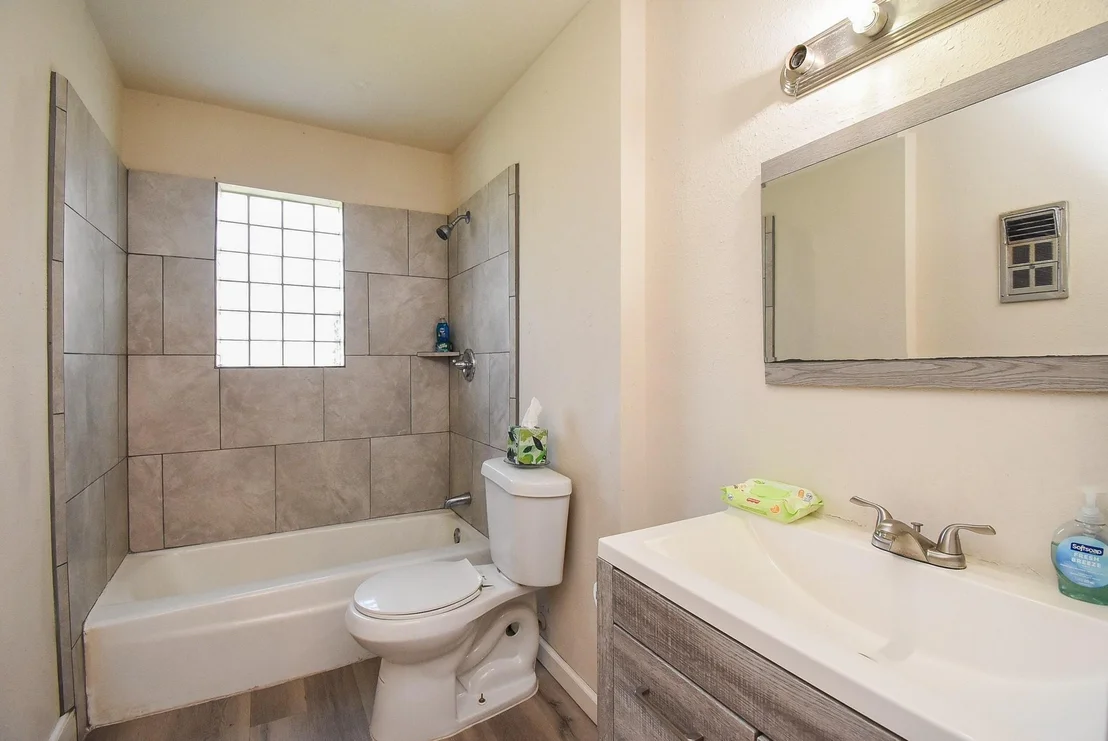 Photo of 906 Corydon Drive