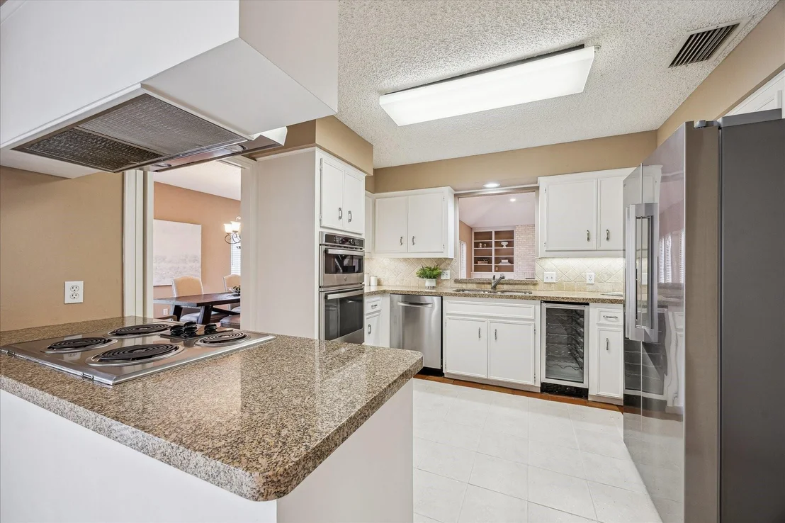 Photo of 85 Crestwood Circle