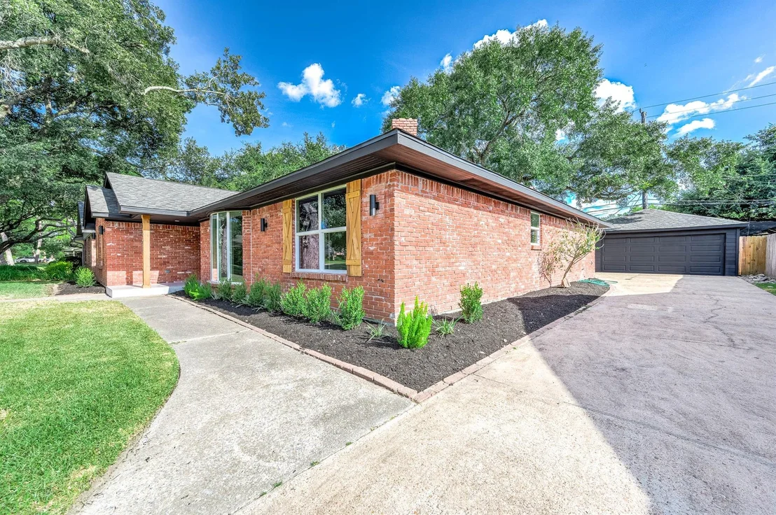 Photo of 5507 Valkeith Drive