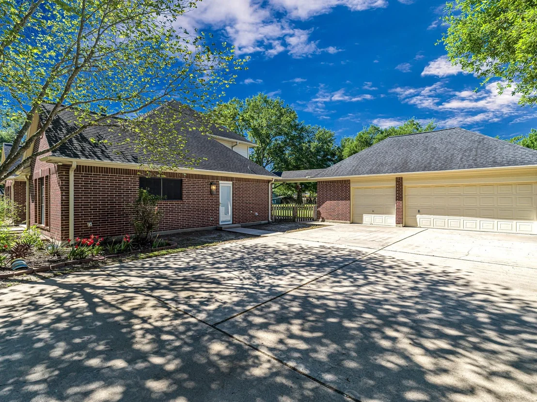 Photo of 3102 Willow Creek Lane