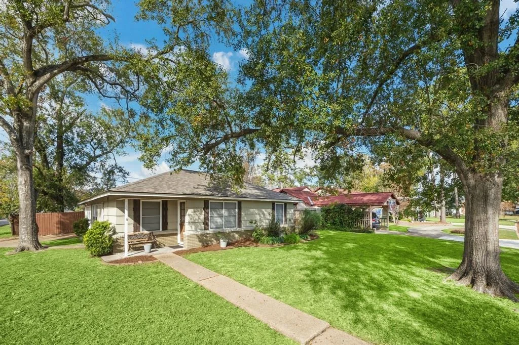 Photo of 2122 Althea Drive