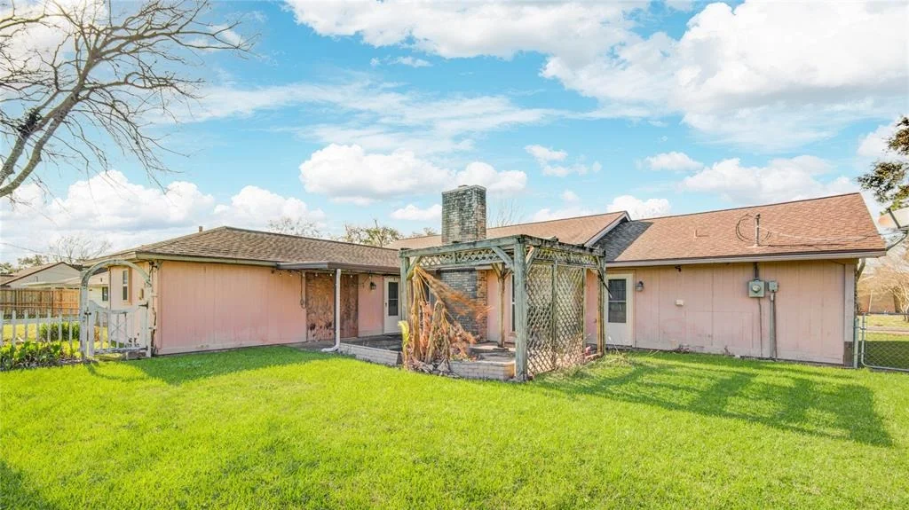 Photo of 223 Silverbell Circle