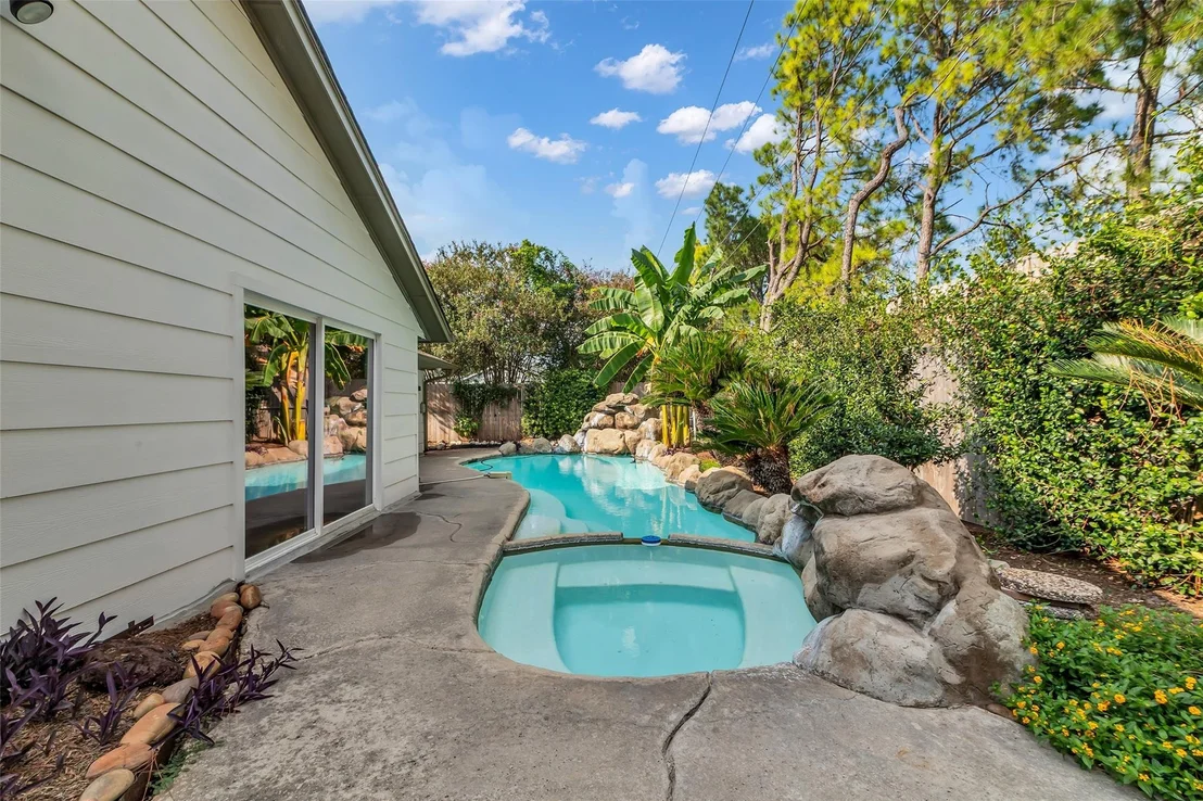 Photo of 2826 Stetson Lane