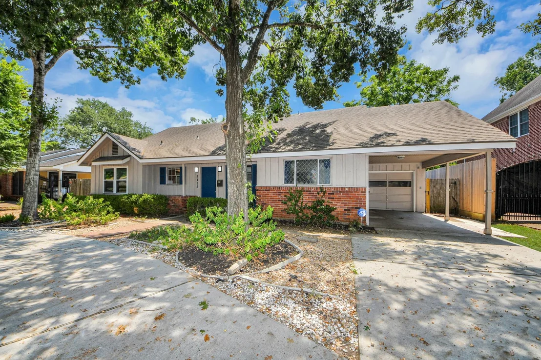 Photo of 5139 Beechnut Street