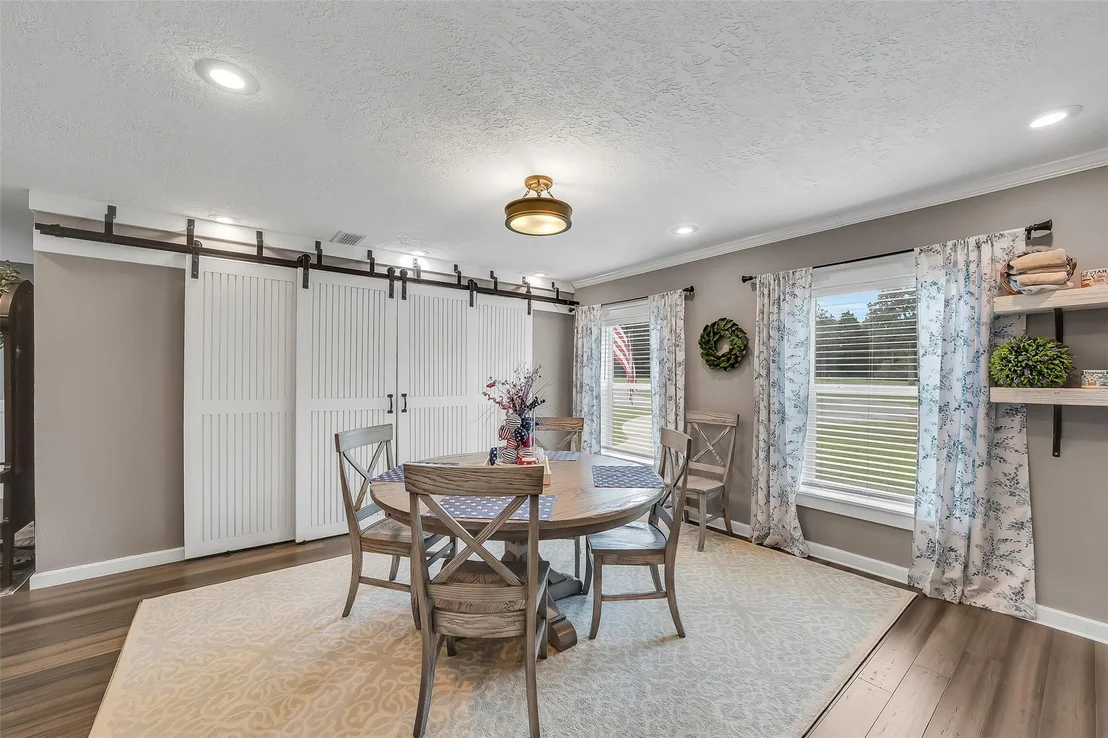 Photo of 4620 Springfield Lane