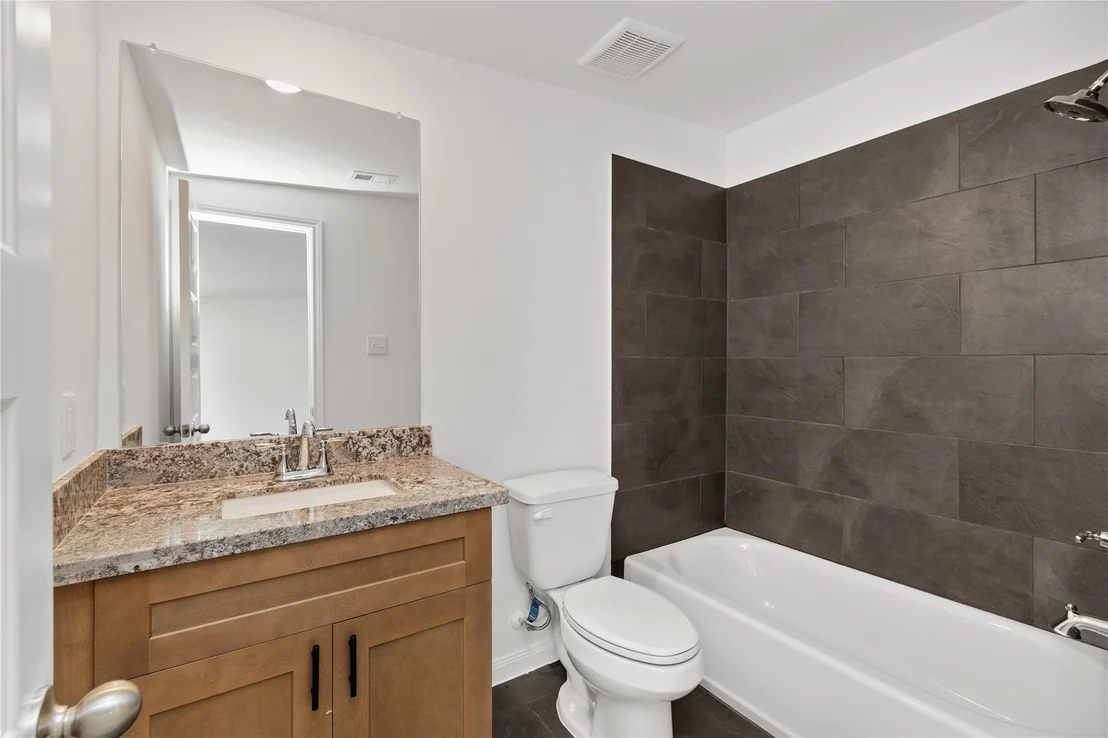 Photo of 1814 Archwood Drive