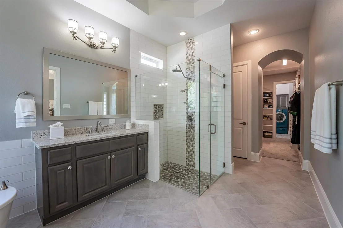 Photo of 43 W Sawyer Ridge Drive