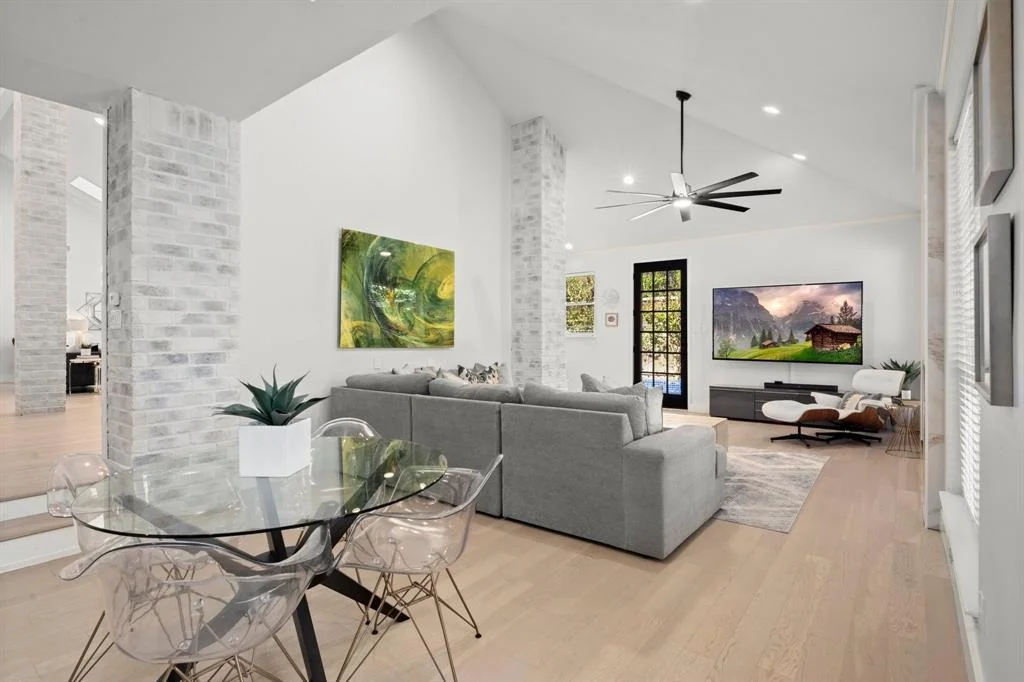 Photo of 8718 Kennet Valley Road