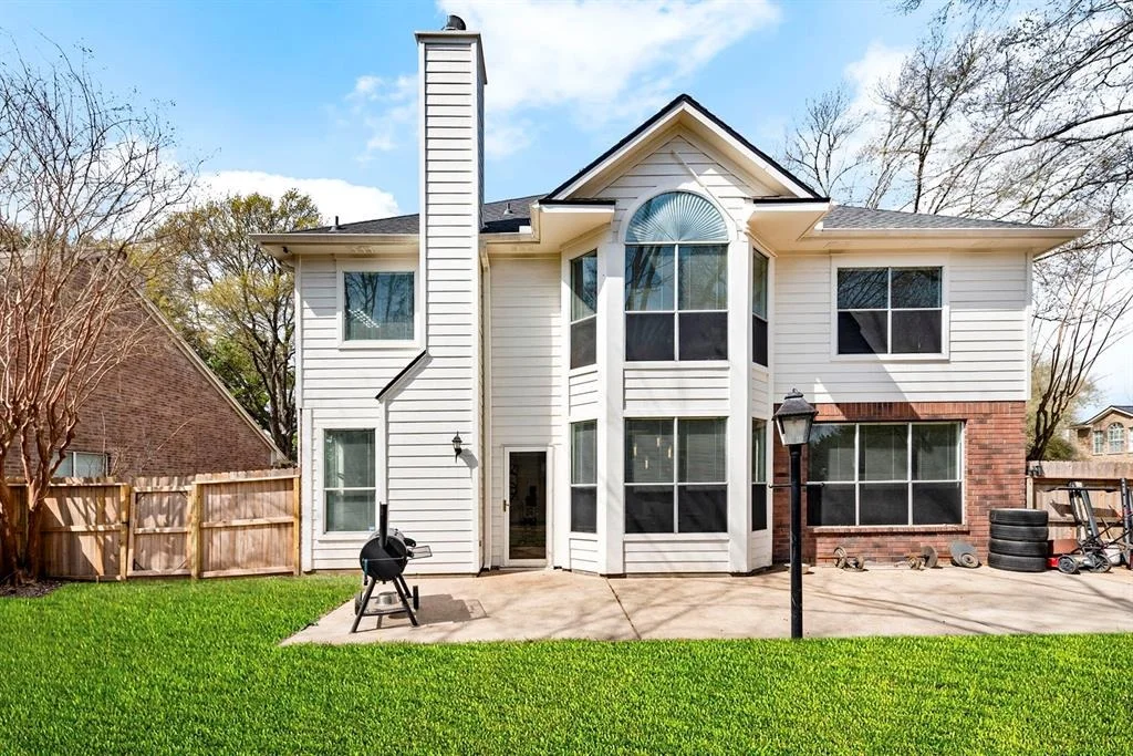 Photo of 14522 Huntmont Drive
