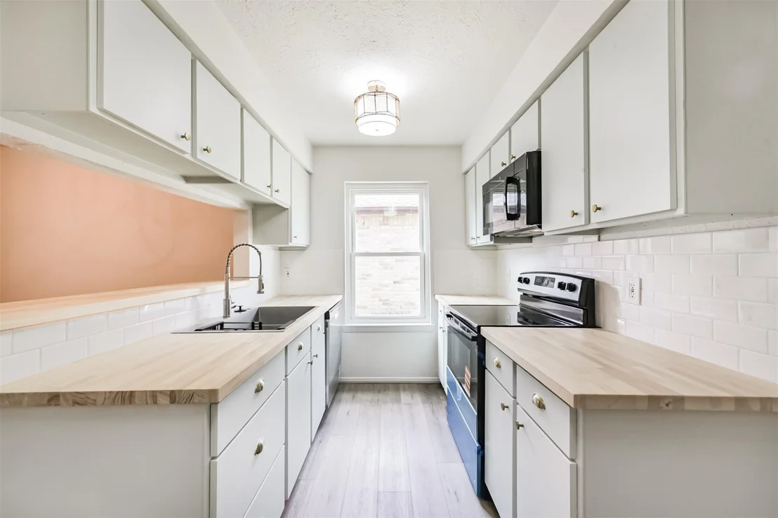 Photo of 9910 Rustic Rock Road