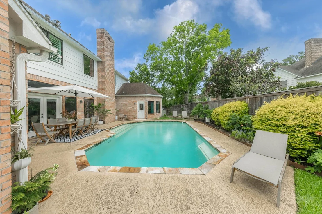 Photo of 1519 Pebble Chase Drive