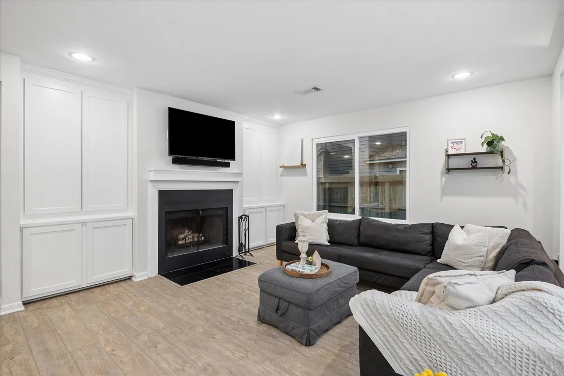 Photo of 11 Twisted Birch Place Court