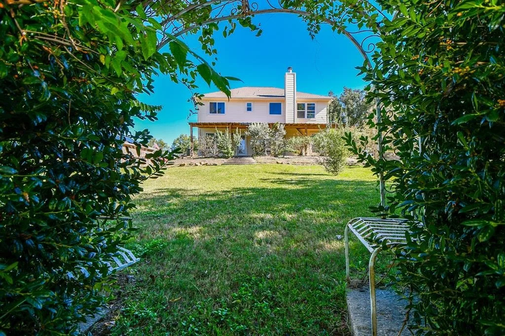 Photo of 323 Cape Conroe Drive
