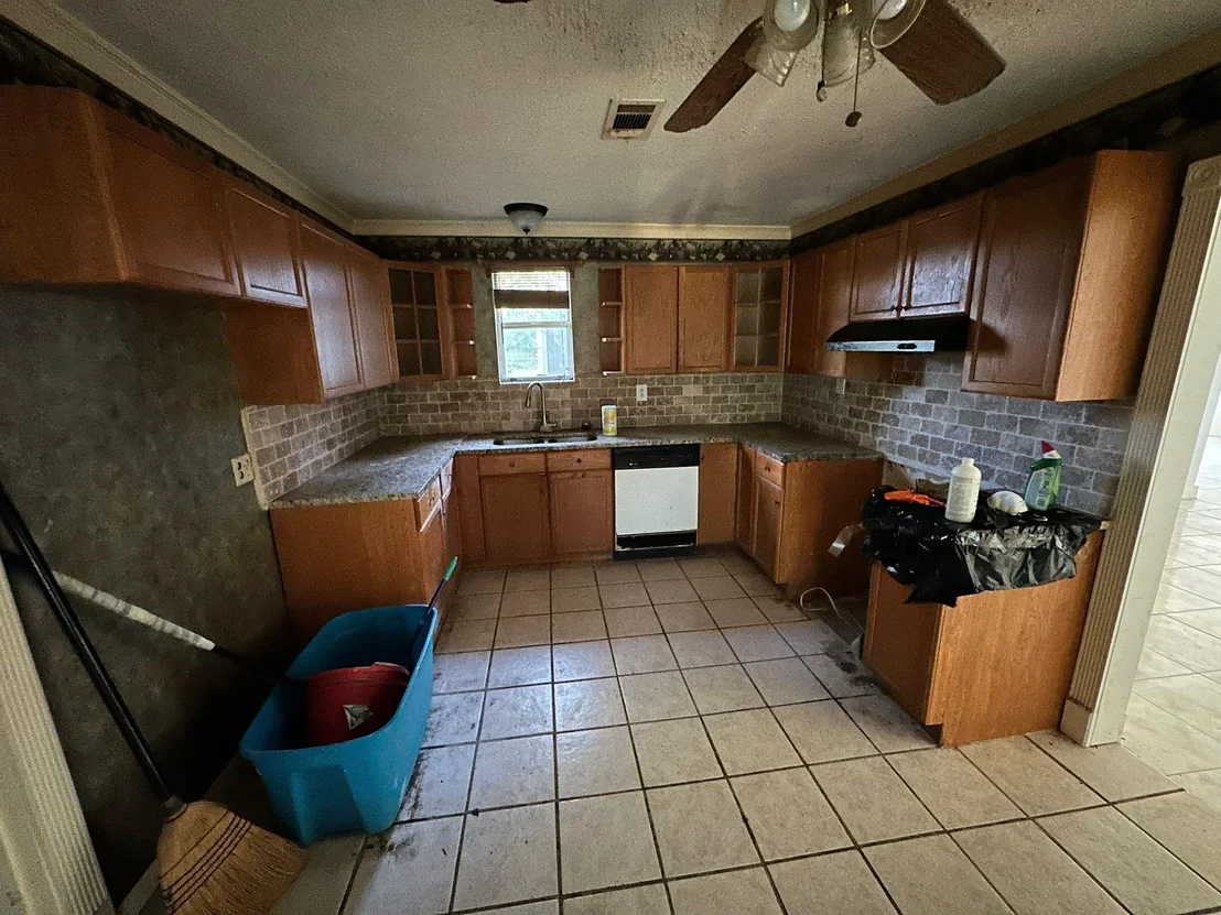 Photo of 377 Hostetter Road