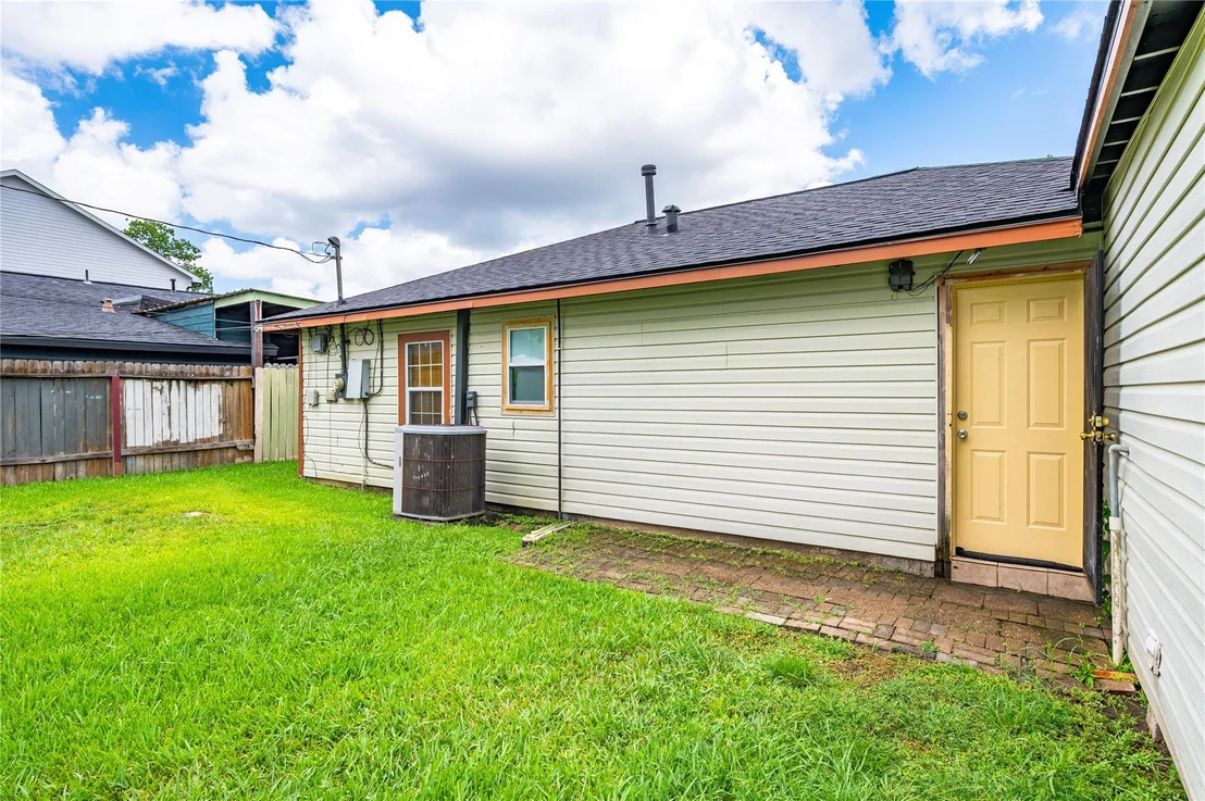 Photo of 4937 Bataan Road