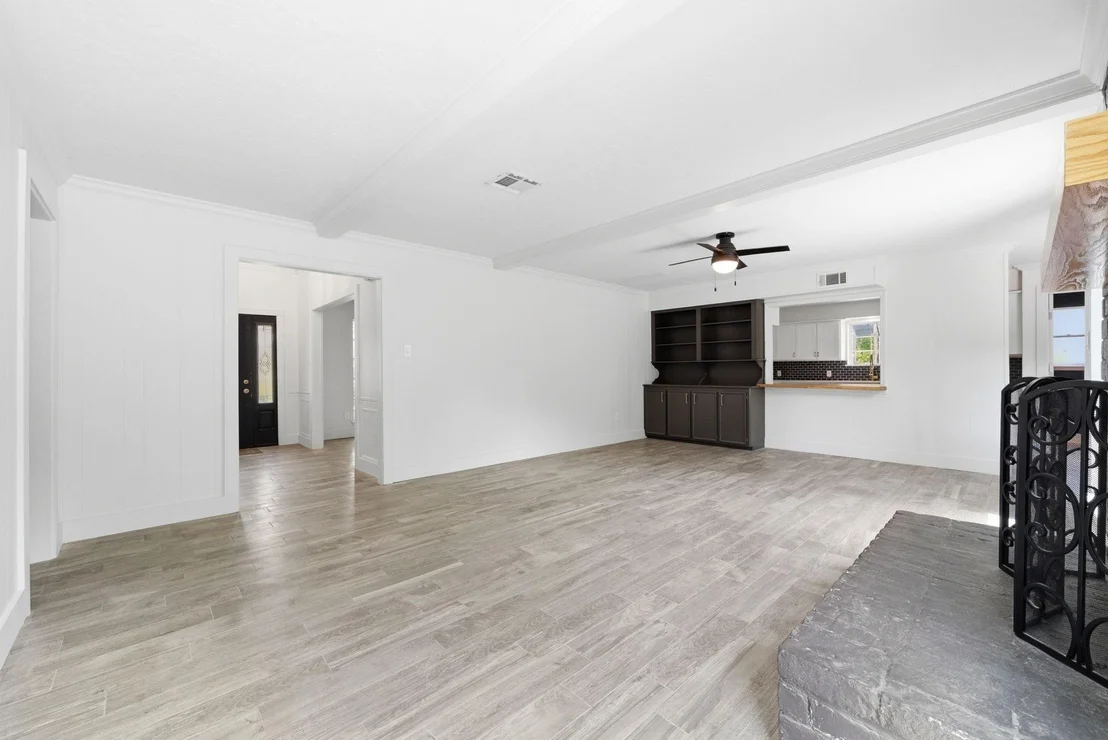 Photo of 8131 Theisswood Road