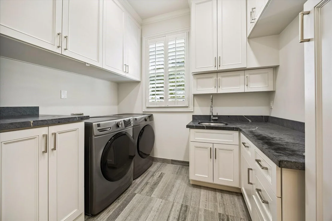 Photo of 1020 River Glynn Drive