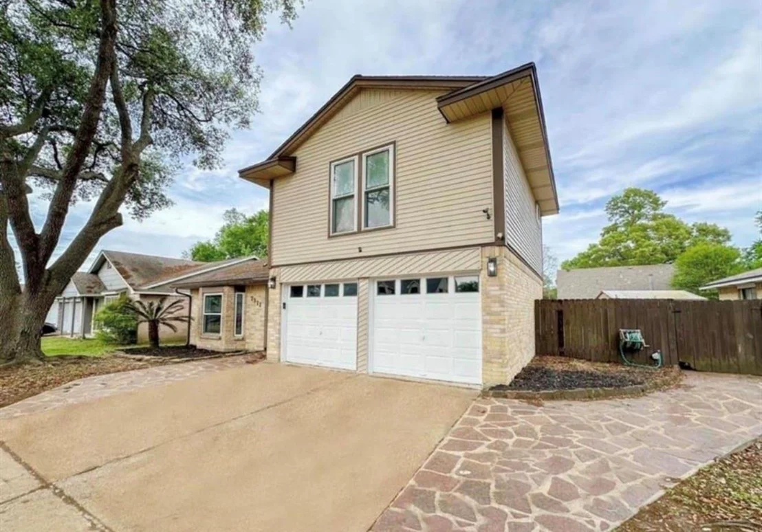 Photo of 7311 Fuchsia Lane