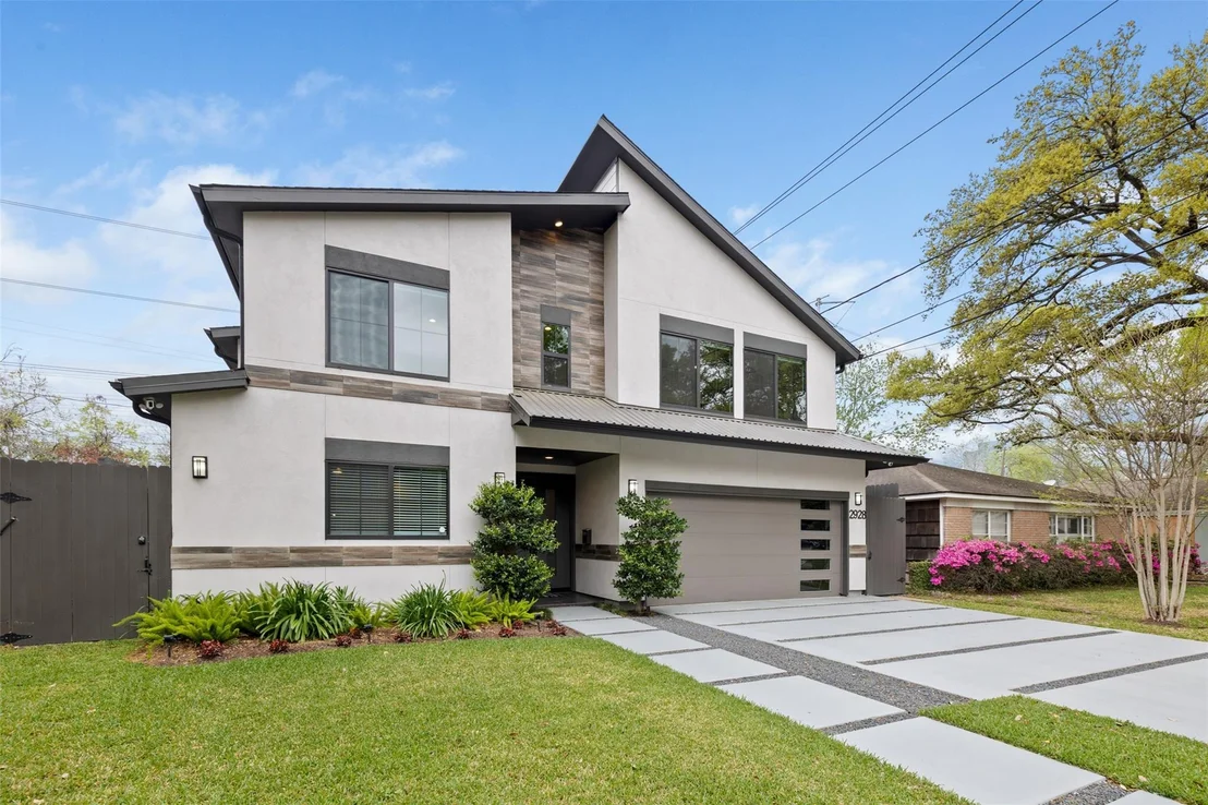 Photo of 2928 Suffolk Drive