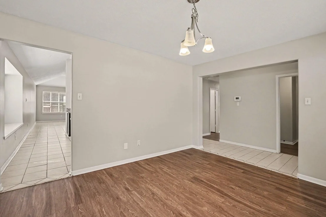 Photo of 2414 Halstead Drive