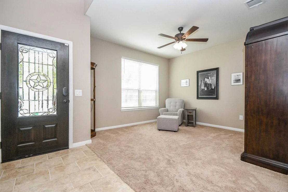 Photo of 5219 Lineage Drive