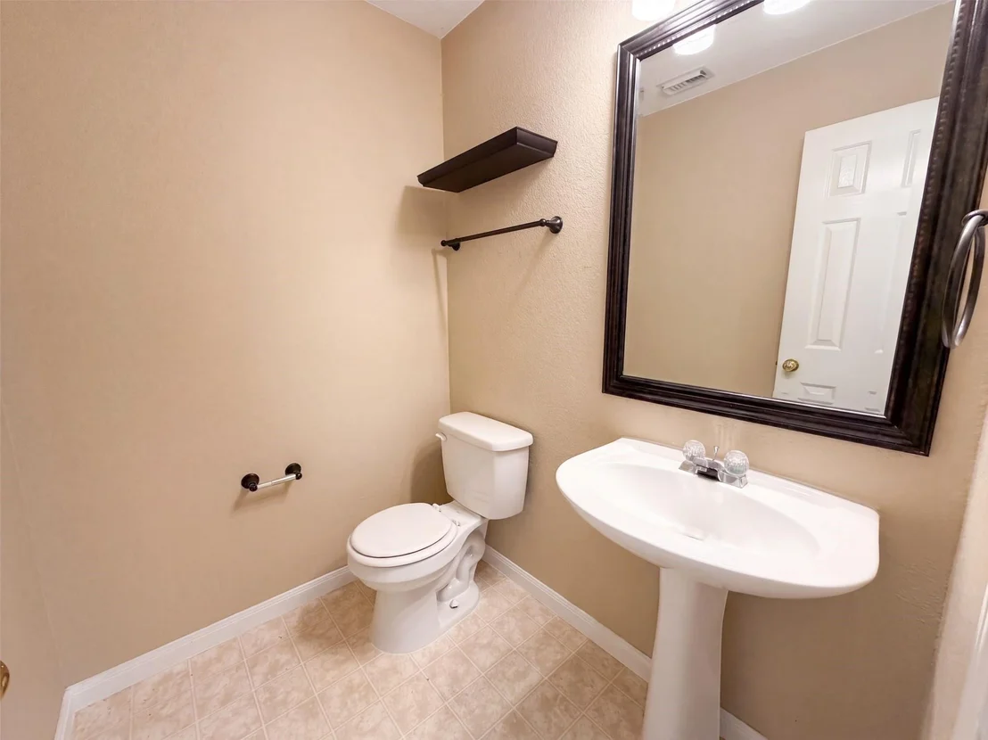 Photo of 12159 Hawthorne Drive