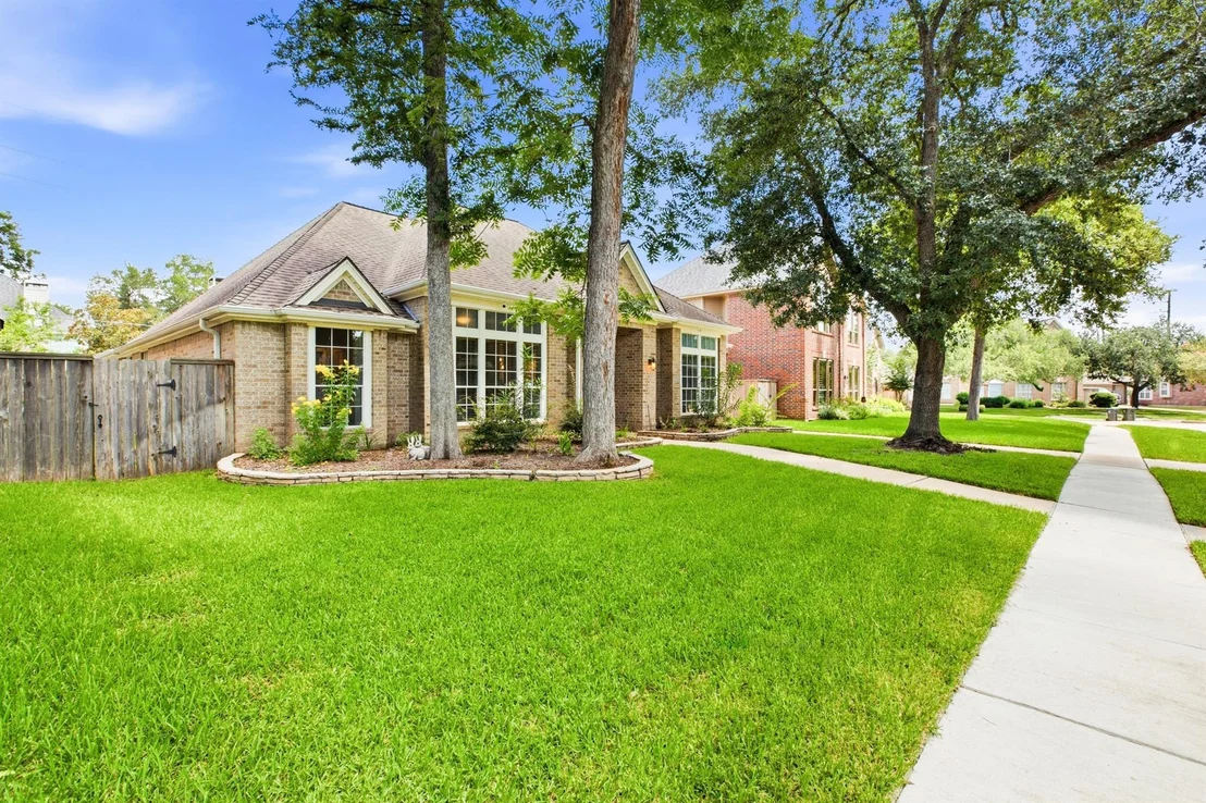 Photo of 1127 Glendale Drive