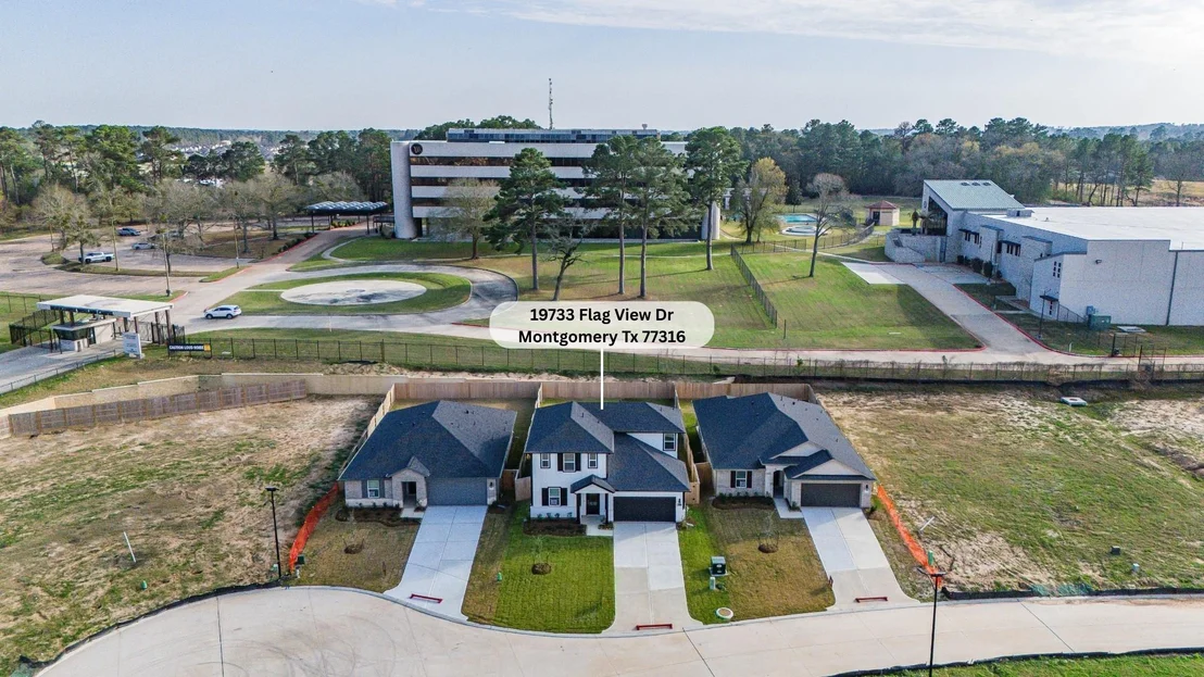 Photo of 19733 Flag View Drive