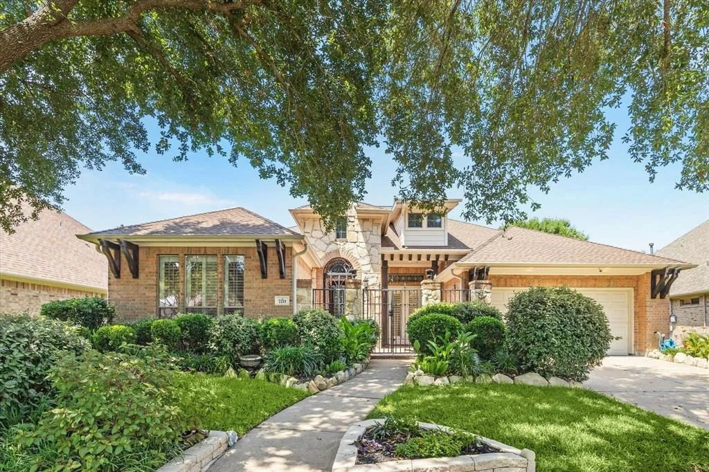 Photo of 7211 Spring Meadow Lane