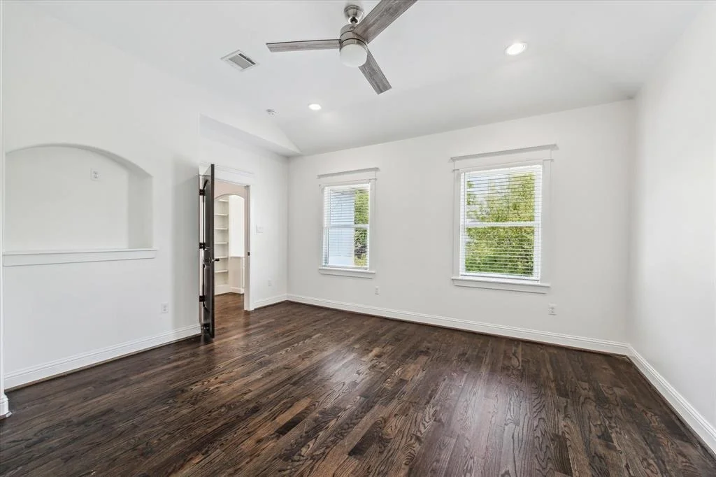 Photo of 1558 Hewitt Drive