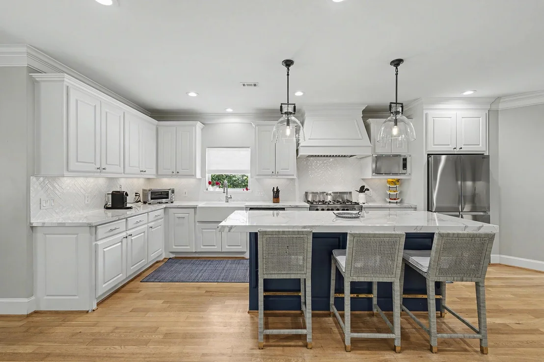 Photo of 12115 Beauregard Drive