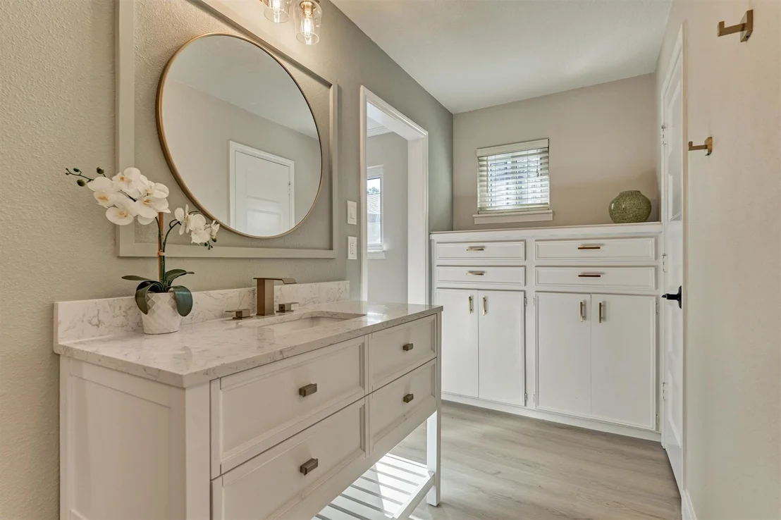Photo of 6006 Bayonne Drive