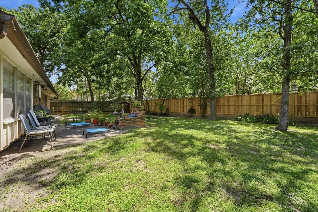 Photo of 823 Saint George Lane